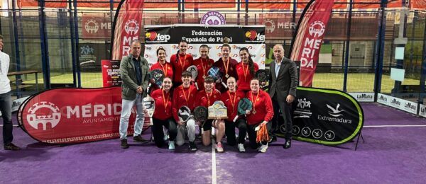 Imagen de la noticia ASCENSO A 1ª CATEGORÍA DE NUESTRAS CHICAS