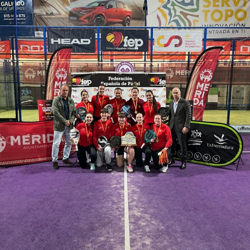 Imagen de la noticia ASCENSO A 1ª CATEGORÍA DE NUESTRAS CHICAS